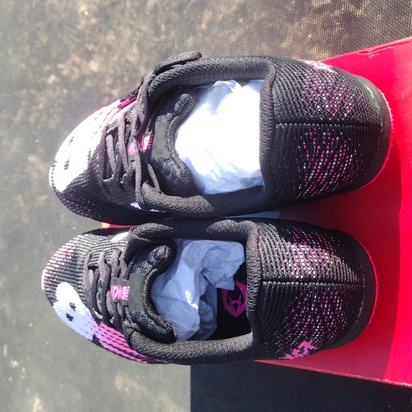 New Balance Women's Racing Spikeless Running Shoes - Picture 4 of 6